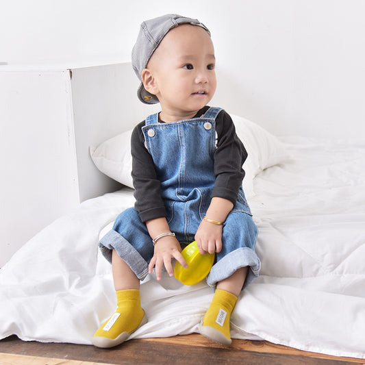 ZAPATOS CON SUELA ANTIDESLIZNTE BEBE